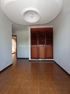 Casa de 4 alcobas en venta en Pereira, 212 m² · foto 16 de 20