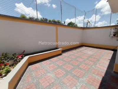 Casa de 4 alcobas en venta en Pereira, 212 m² · foto 17 de 20