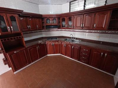 Casa de 4 alcobas en venta en Pereira, 212 m² · foto 19 de 20