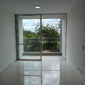 Apartamento de 3 alcobas en venta en Pereira, 77 m² · foto 4 de 16