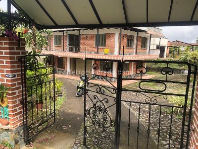 Casa en venta en Pereira · foto 3 de 20