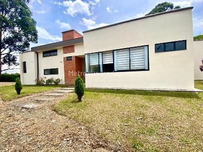 Casa en venta en Condina, Pereira · foto 2 de 20