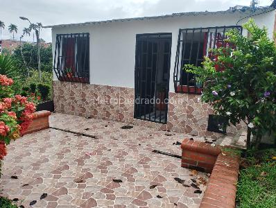 Casa en venta en Ciudadela Comfamiliar I, Pereira · foto 2 de 19