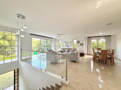 Casa en venta en Pereira, Pereira · foto 3 de 19
