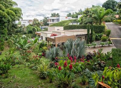 Casa de 4 alcobas en venta en Cedritos, Pereira, 420 m² · foto 2 de 20