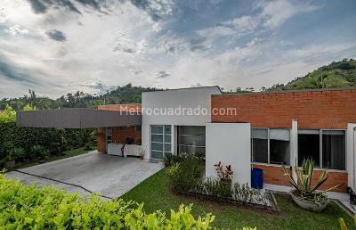 $1.300.000.000 en Ciudadela Comfamiliar Boquia