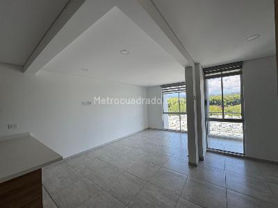 Apartamento de 2 alcobas en venta en San Joaquin, Pereira, 82 m² · foto 4 de 19
