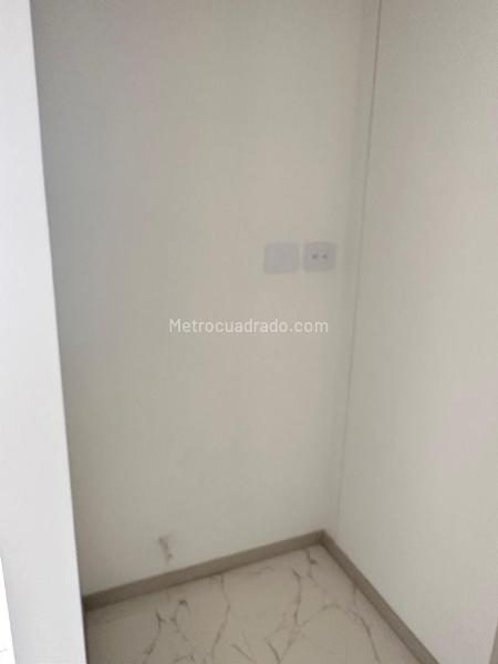 Apartamento en Arriendo, Los Alcazares, Pereira – další