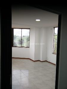 Apartamento de 2 alcobas en venta en Pinares De San Martin, Pereira, 59 m² · foto 2 de 13