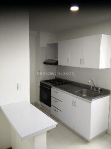 Apartamento de 2 alcobas en venta en Pinares De San Martin, Pereira, 59 m² · foto 3 de 13