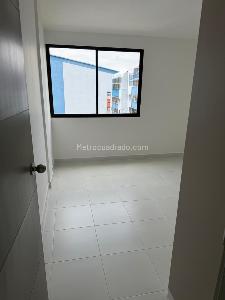 Apartamento de 2 alcobas en venta en La Lorena Ii, Pereira, 65 m² · foto 14 de 17