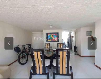 Apartamento en venta en Alcazares, Pereira · foto 2 de 20
