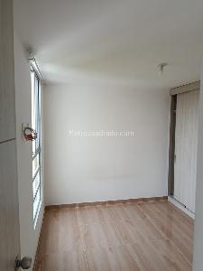 Apartamento de 2 alcobas en venta en San Joaquin, Pereira, 53 m² · foto 9 de 15