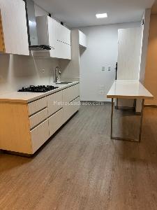 Apartamento de 3 alcobas en venta en La Castellana, Pereira, 110 m² · foto 3 de 10