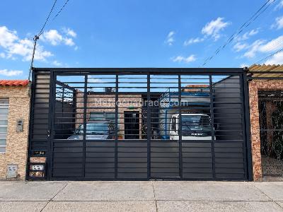 Casa de 2 alcobas en venta en Modelia Occidental, Bogotá, 196 m² · foto 14 de 14