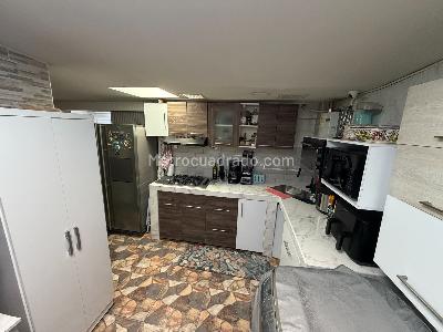 Casa de 2 alcobas en venta en Modelia Occidental, Bogotá, 196 m² · foto 7 de 14