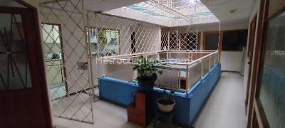 Casa de 5 alcobas en venta en San Agustin, Bogotá, 376 m² · foto 14 de 15