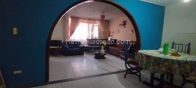 Casa de 5 alcobas en venta en San Agustin, Bogotá, 376 m² · foto 9 de 15