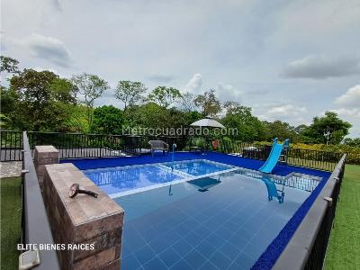 Casa de 5 alcobas en venta en Club Campestre, Armenia, 500 m² · foto 10 de 20