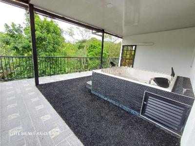 Casa de 5 alcobas en venta en Club Campestre, Armenia, 500 m² · foto 18 de 20