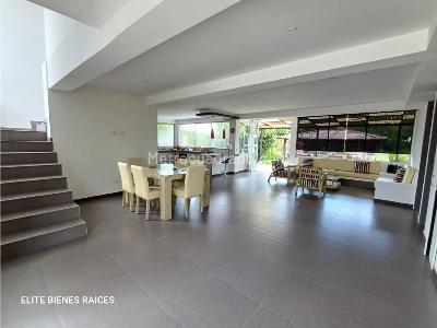 Casa de 3 alcobas en venta en El Caimo, Armenia, 300 m² · foto 4 de 20