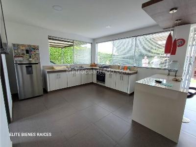 Casa de 3 alcobas en venta en El Caimo, Armenia, 300 m² · foto 6 de 20
