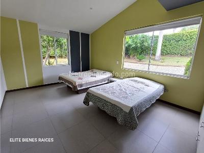 Casa de 3 alcobas en venta en El Caimo, Armenia, 300 m² · foto 9 de 20