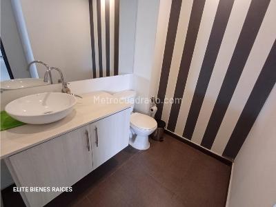 Casa de 3 alcobas en venta en El Caimo, Armenia, 300 m² · foto 13 de 20