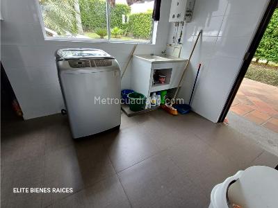Casa de 3 alcobas en venta en El Caimo, Armenia, 300 m² · foto 20 de 20