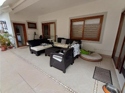 Casa de 4 alcobas en venta en Avenida 19, Armenia, 408 m² · foto 3 de 20