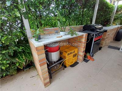 Casa de 4 alcobas en venta en Avenida 19, Armenia, 408 m² · foto 7 de 20