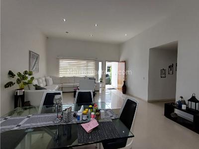 Casa de 4 alcobas en venta en Avenida 19, Armenia, 408 m² · foto 8 de 20