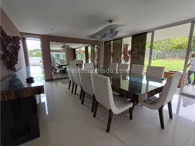 Casa de 5 alcobas en venta en Avenida Centenario, Armenia, 1700 m² · foto 2 de 20