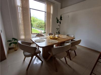 Casa de 3 alcobas en venta en Fundadores, Armenia, 250 m² · foto 3 de 20