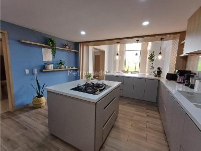 Casa de 3 alcobas en venta en Fundadores, Armenia, 250 m² · foto 6 de 20