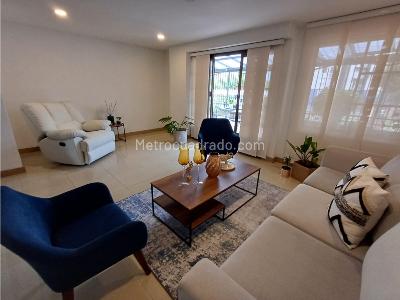 Casa de 3 alcobas en venta en Fundadores, Armenia, 250 m² · foto 7 de 20