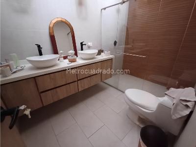 Casa de 3 alcobas en venta en Fundadores, Armenia, 250 m² · foto 17 de 20