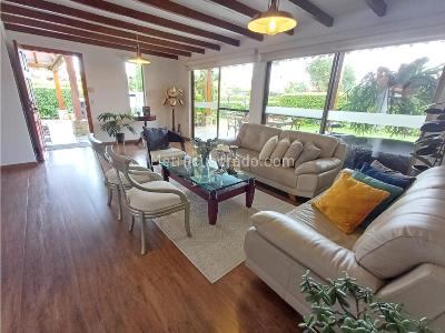 Casa de 4 alcobas en venta en El Caimo, Armenia, 220 m² · foto 2 de 20