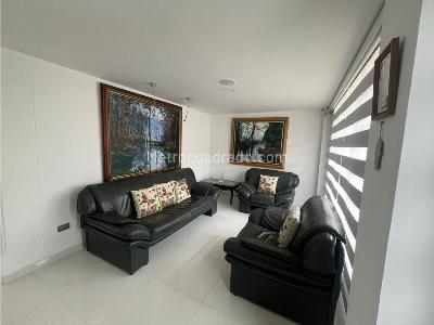 Casa de 4 alcobas en venta en Parque De La Vida, Armenia, 230 m² · foto 2 de 11
