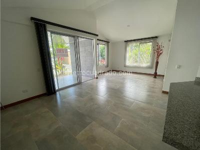 Casa de 3 alcobas en venta en El Caimo, Armenia, 350 m² · foto 2 de 20