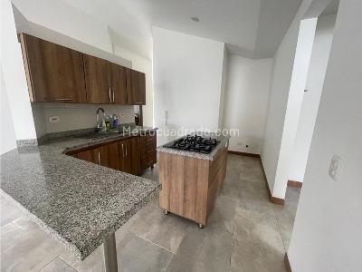 Casa de 3 alcobas en venta en El Caimo, Armenia, 350 m² · foto 4 de 20