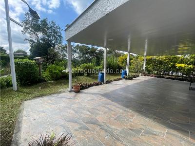 Casa de 3 alcobas en venta en El Caimo, Armenia, 350 m² · foto 17 de 20
