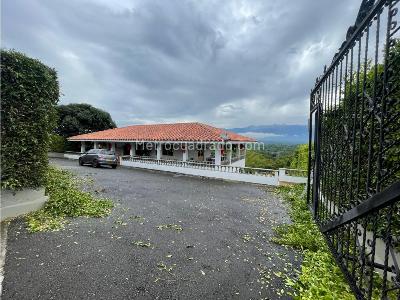 Casa de 5 alcobas en venta en Via Pueblo Tapao, Armenia, 1400 m² · foto 4 de 20