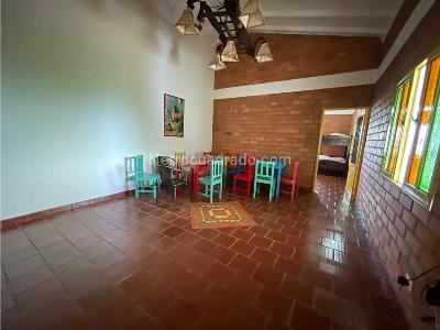 Casa de 5 alcobas en venta en Via Pueblo Tapao, Armenia, 1400 m² · foto 13 de 20