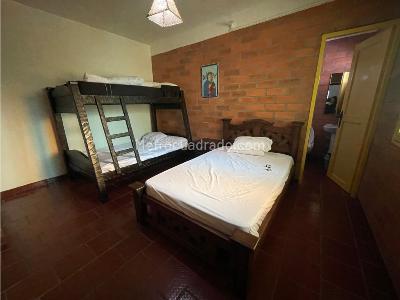 Casa de 5 alcobas en venta en Via Pueblo Tapao, Armenia, 1400 m² · foto 15 de 20