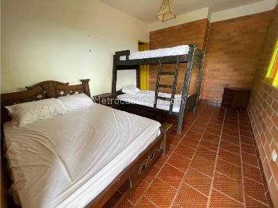 Casa de 5 alcobas en venta en Via Pueblo Tapao, Armenia, 1400 m² · foto 16 de 20