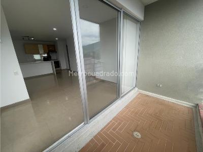 Apartamento en venta en La Castellana, Armenia · foto 2 de 14