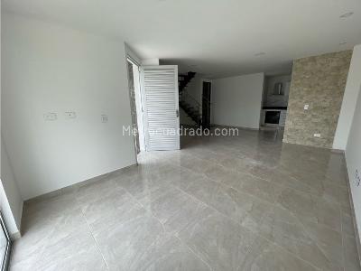 Casa de 3 alcobas en venta en Avenida Centenario, Armenia, 130 m² · foto 2 de 20