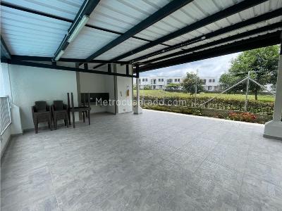 Casa de 3 alcobas en venta en Avenida Centenario, Armenia, 130 m² · foto 17 de 20