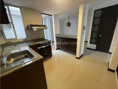 Casa de 3 alcobas en venta en Avenida Bolivar, Armenia, 114 m² · foto 5 de 16